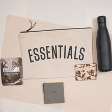 ESSENTIALS - EXTRA LARGE POUCH